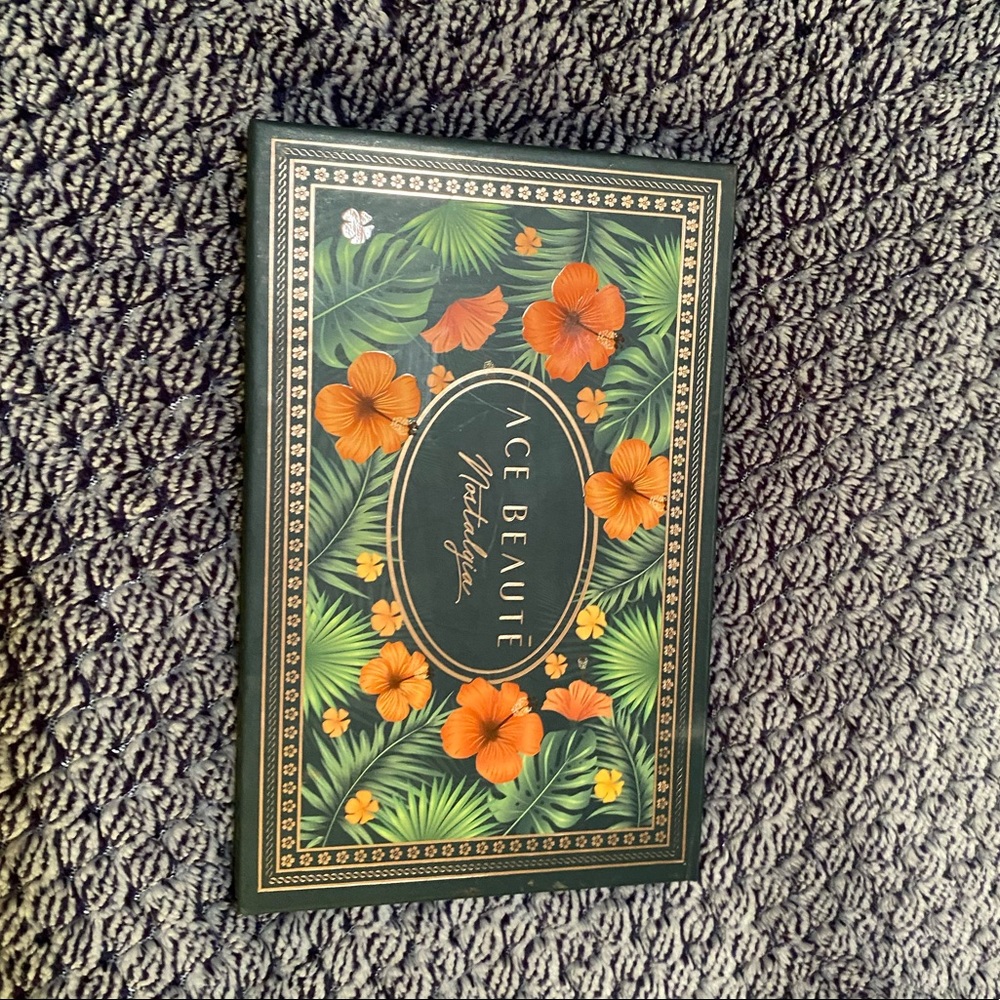 Ace Beaute nostalgia palette